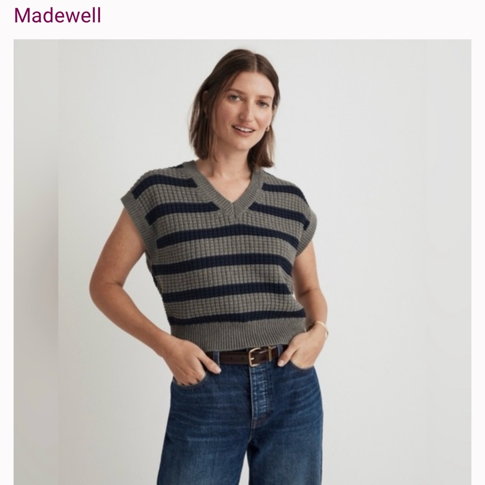 Madewell Women's V-Neck Sweater in Gray and Black Stripes